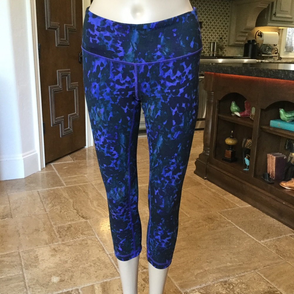 LuLulemon pants size 6 medium